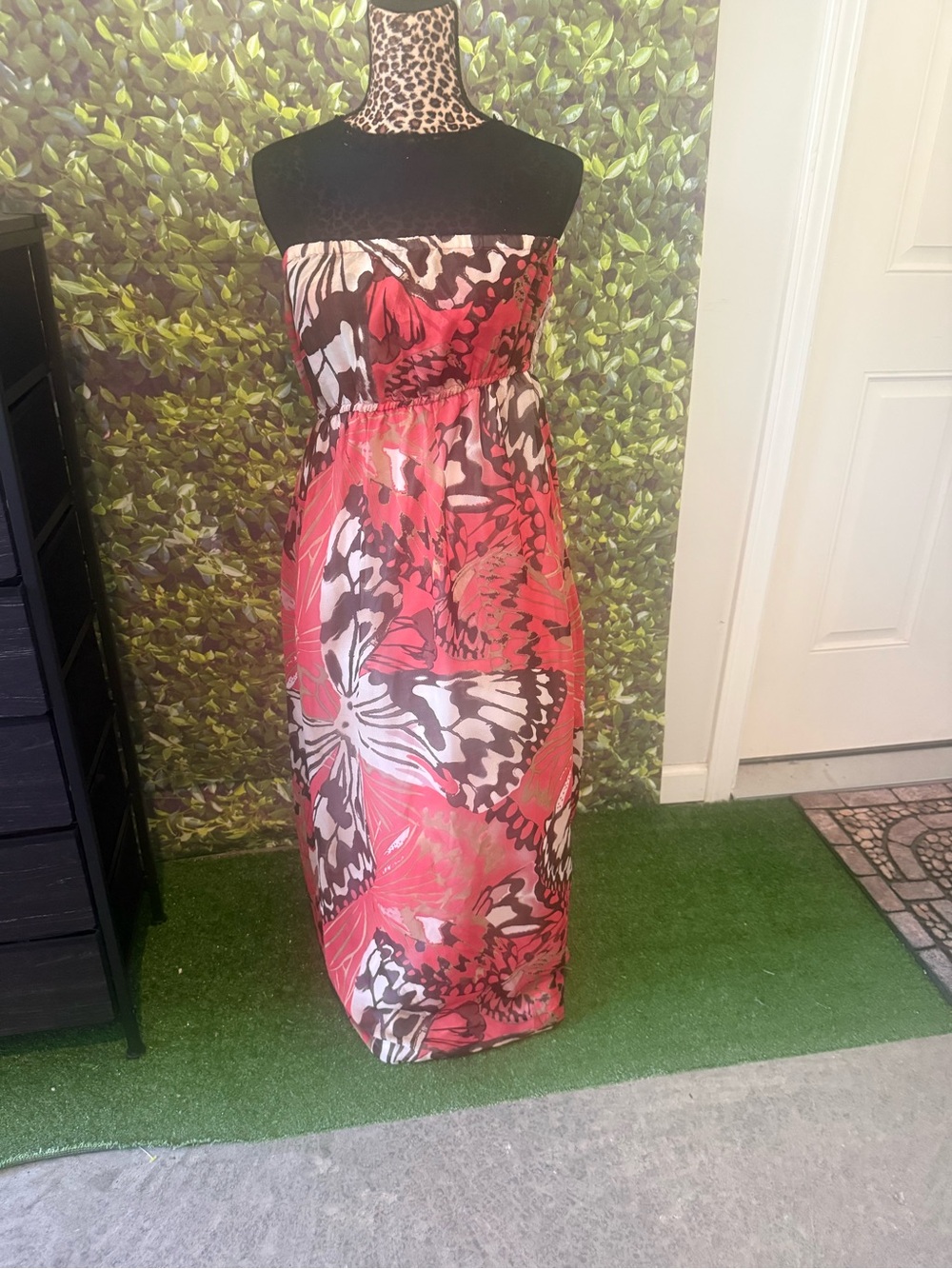 Dots Strapless Coral and Black Butterfly-Print Maxi Dress p56
